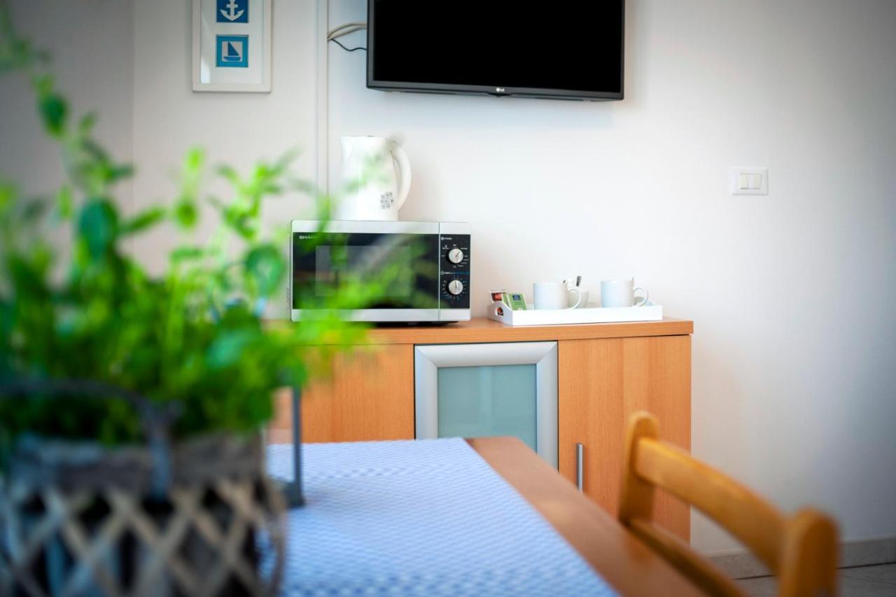 Banko Apartments ロヴィニ エクステリア 写真