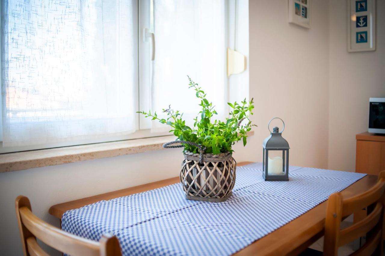 Banko Apartments ロヴィニ エクステリア 写真
